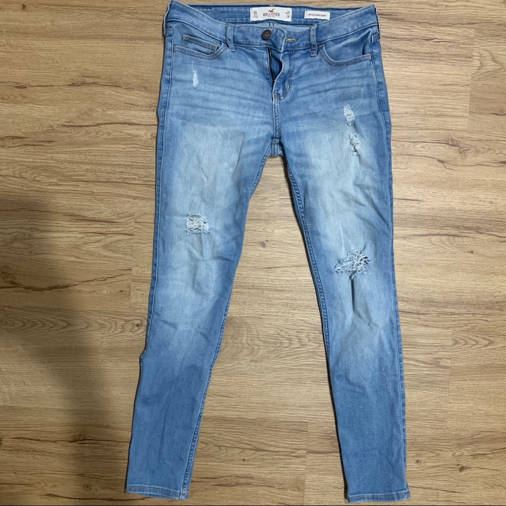 Size 27 Hollister Skinny Jeans